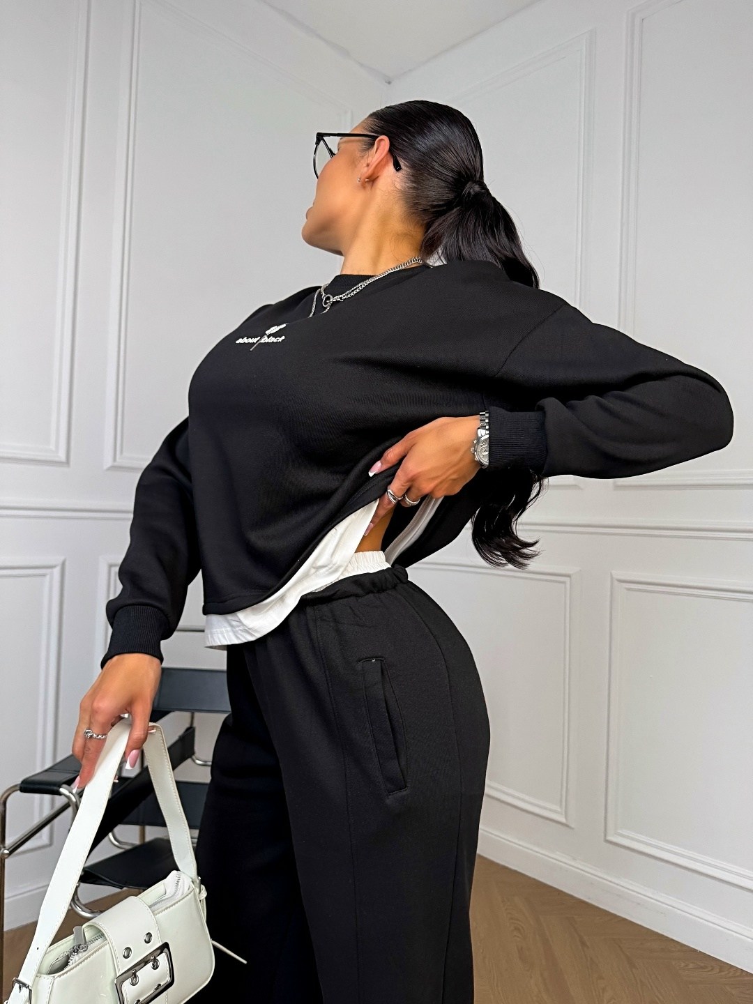 трикотажные костюмы,спортивные костюм,костюмы брючные,костюмы спортивные женские,свитшот и брюки