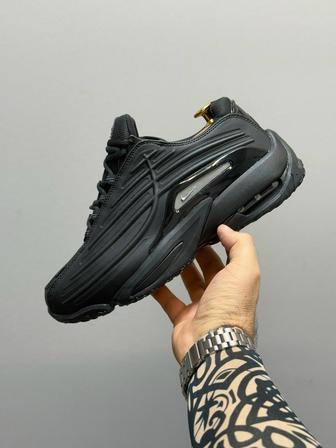 кроссовки nike nocta,кроссовки,кроссовки nike,черные кроссовки,оригинальные кроссовки