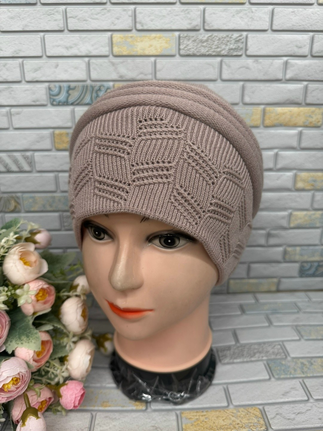 шапка женская,шапка для женщин,женские вязаные шапки,шапка трикотажная,шапка женская на флисе