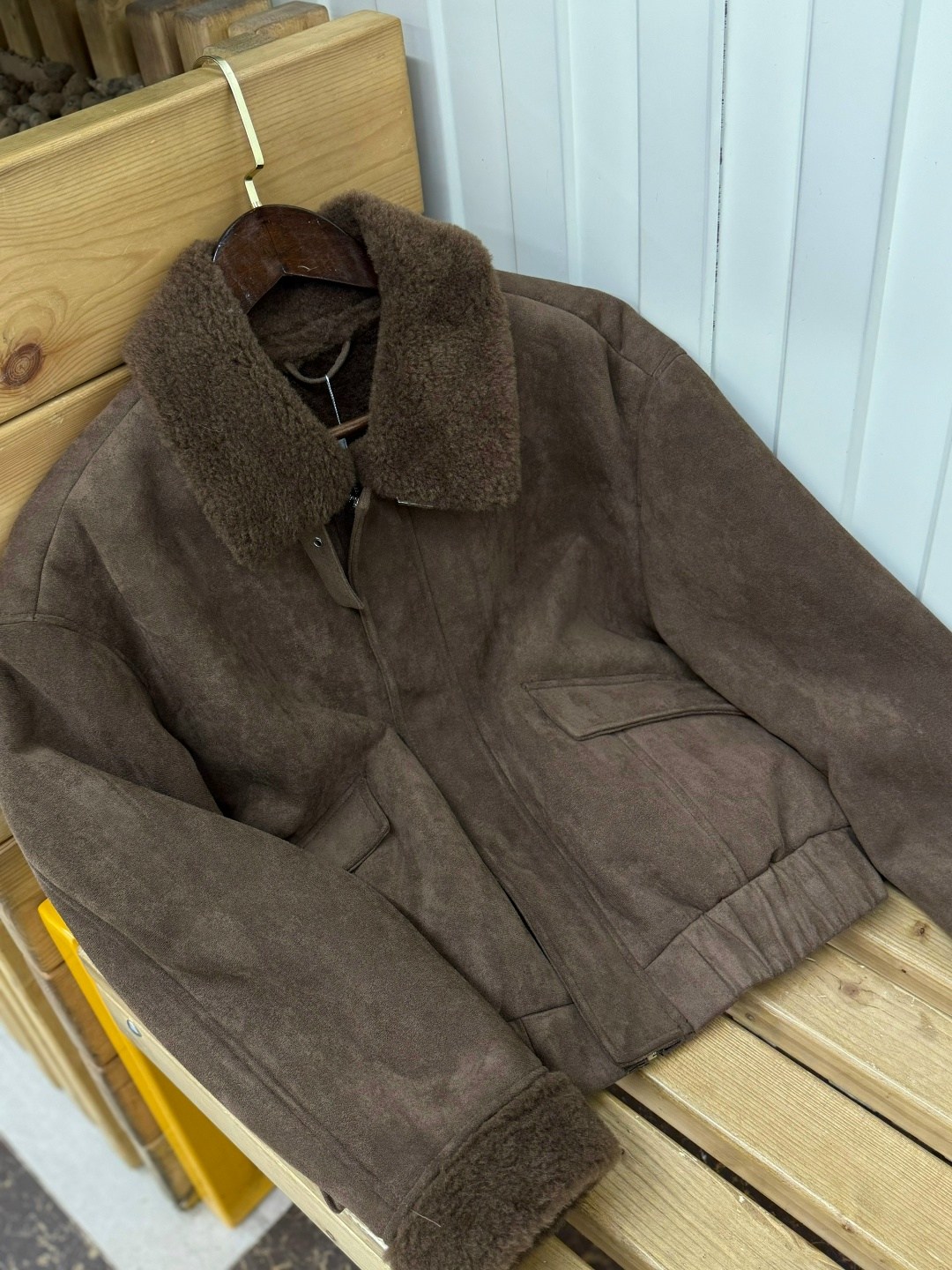 модные куртки,повседневная куртка,замшевая куртка,теплая куртка,куртка из овчины