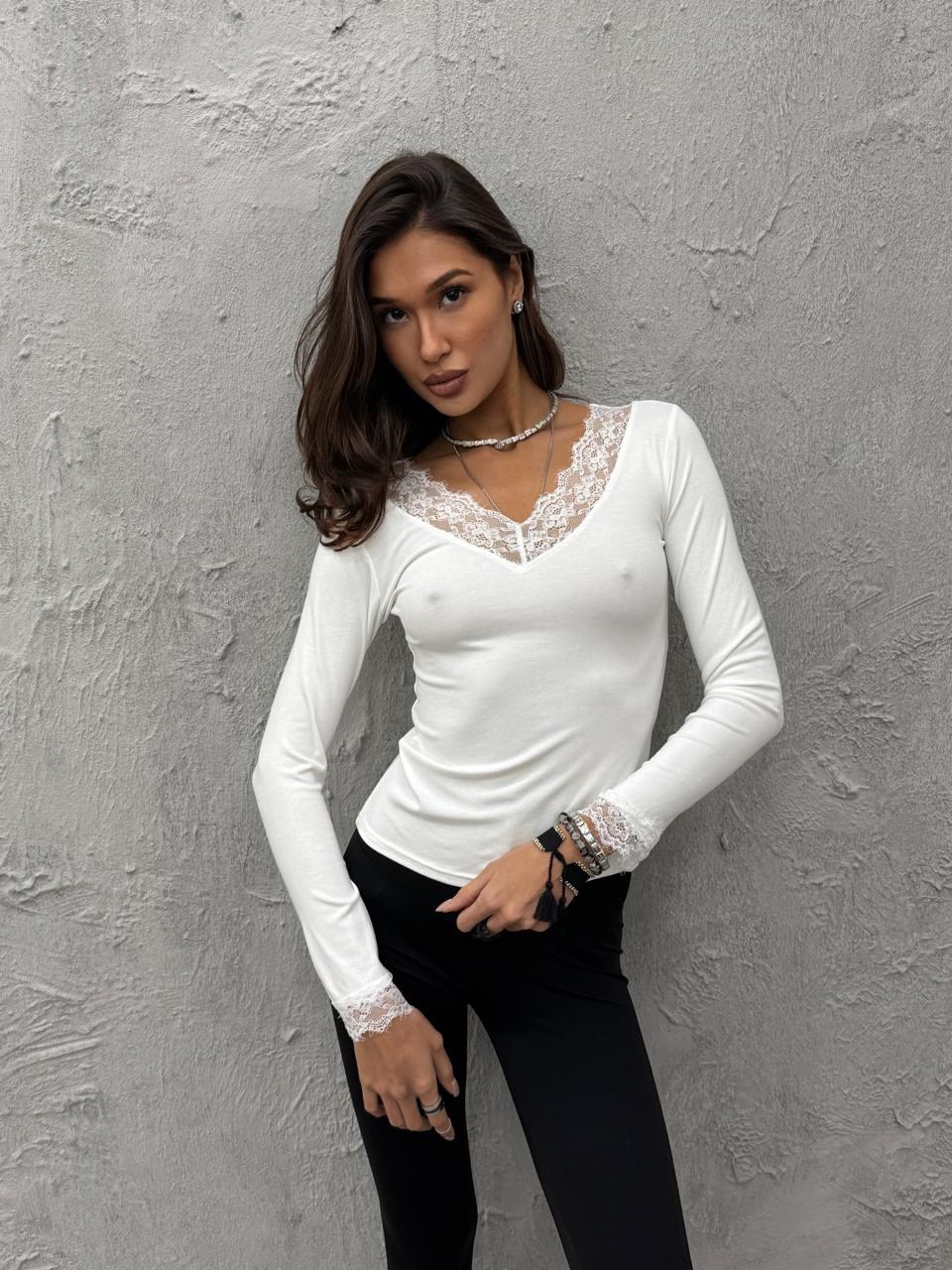 женская кофта,женская кофточка,кружевная блузка,красный лонгслив женский,кофта трикотаж