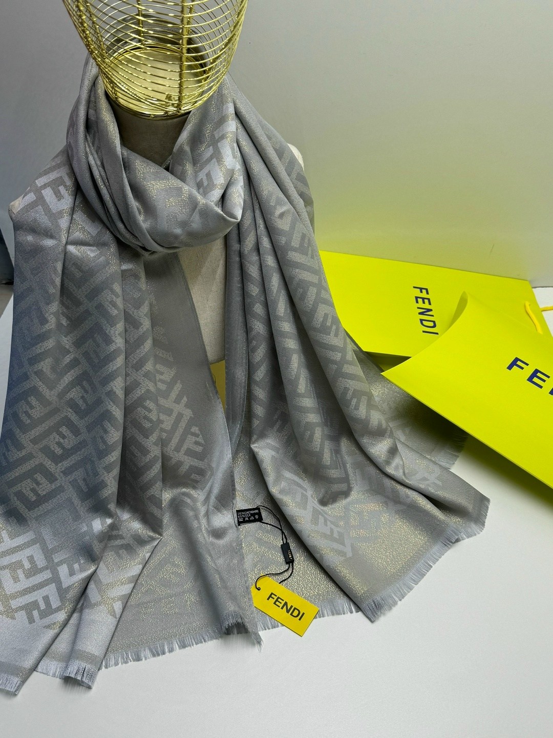 палантин гуччи кашемир,палантин женские,палантин,палантин диор,палантины dior