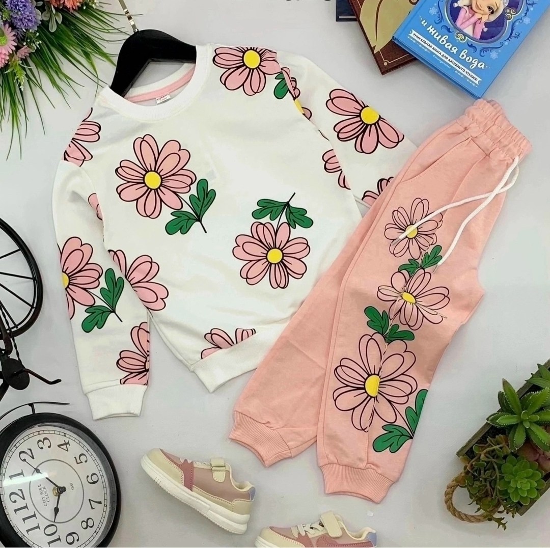 трикотажный костюм для девочки,костюм с цветами,костюм на девочку,костюмы спортивные для девочки,комплект костюм