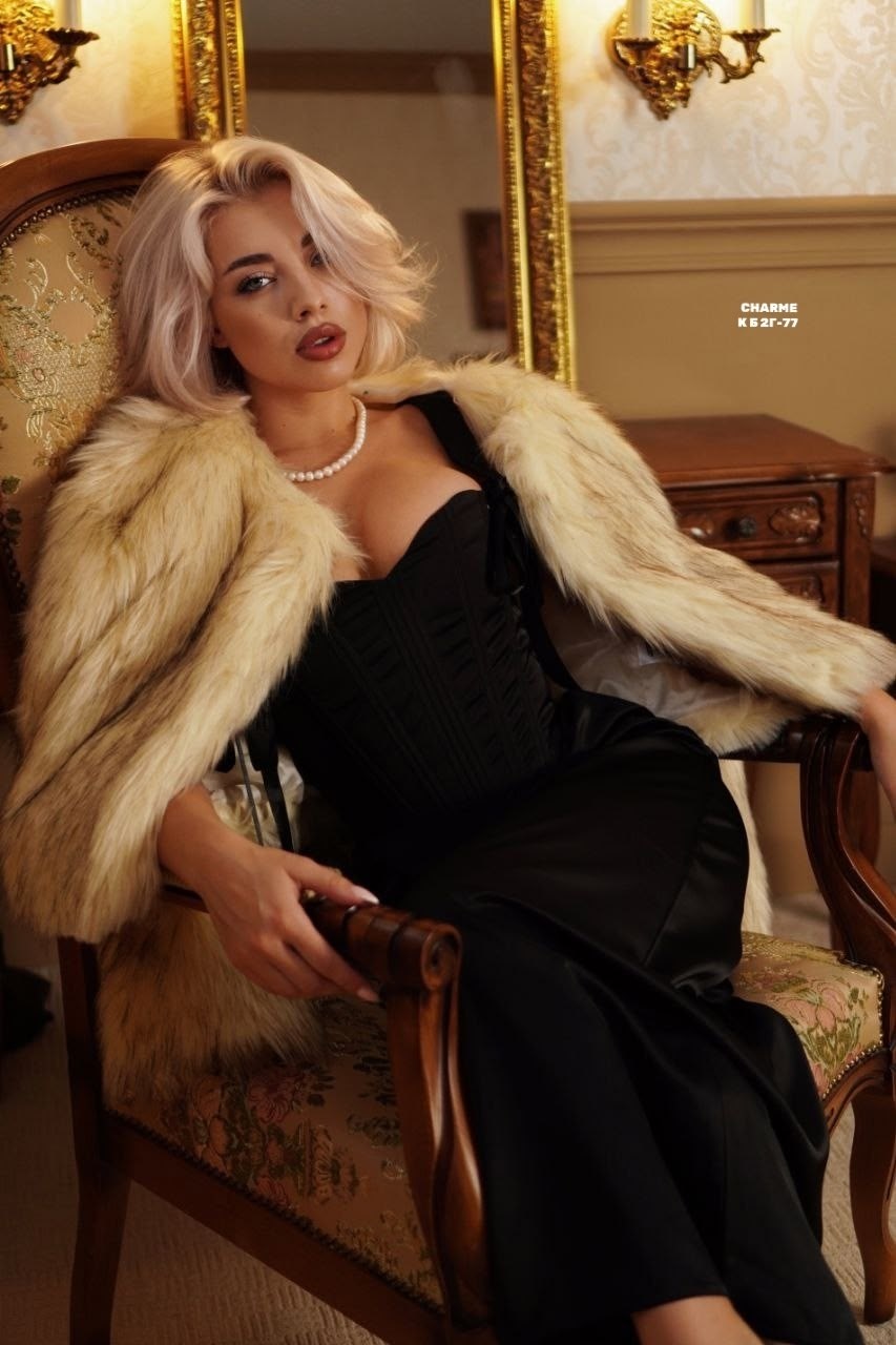 шелковое платье,вечернее платье,атласное платье,коричневое платье,шелковое платье комбинация