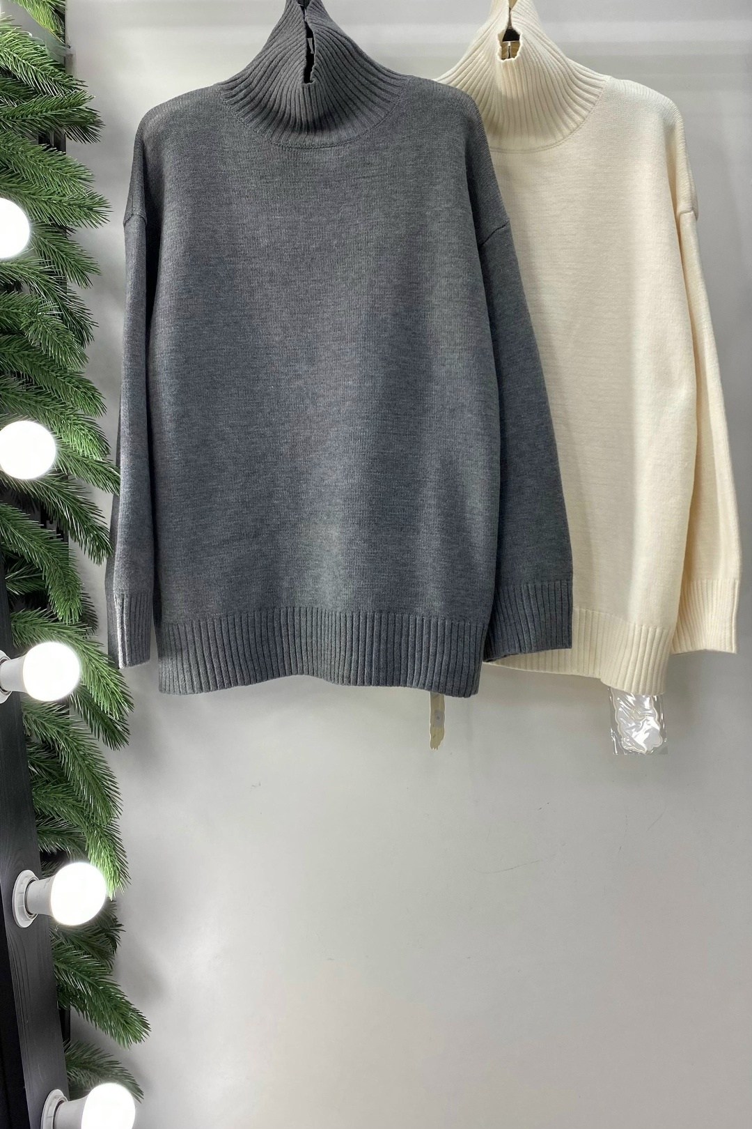 пуловер оверсайз,свитер с высоким воротом,свитер пуловер,свитер оверсайз с высоким воротником,женский свитер с высоким воротником