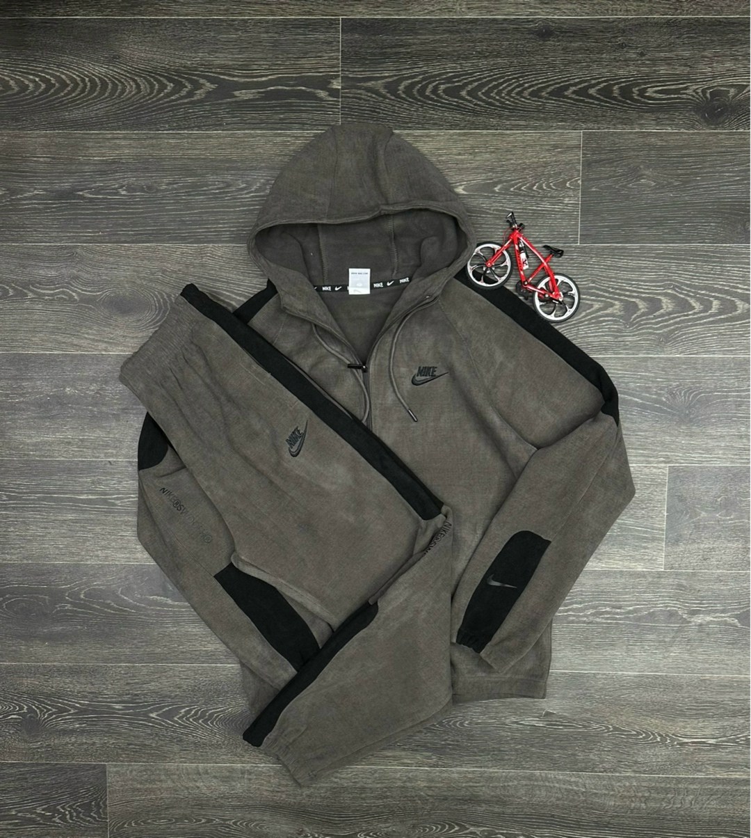 костюм спортивный мужской nike,спортивный костюм nike на флисе,спортивный мужской костюм на флисе,спортивные костюмы nike,костюмы спортивные мужские