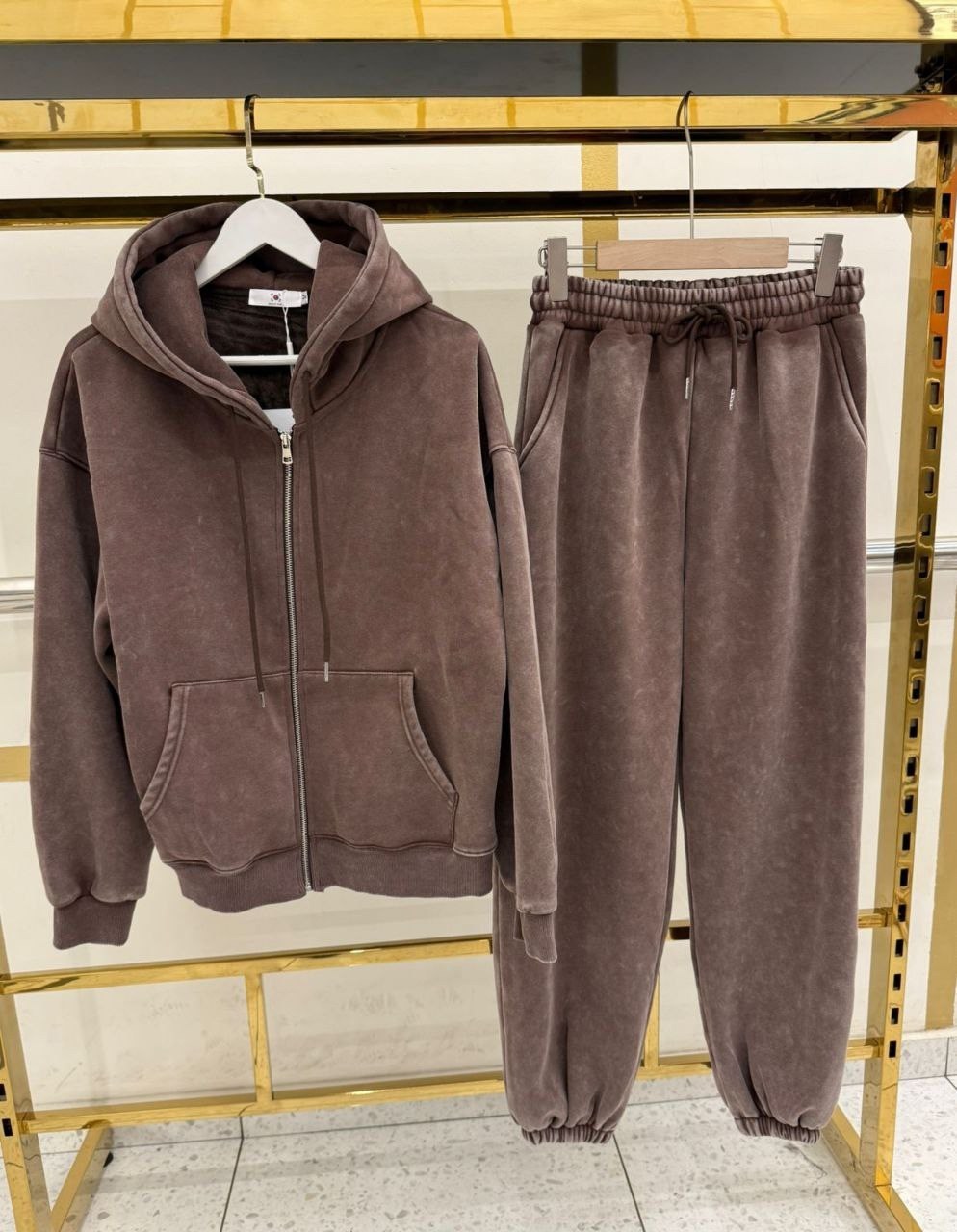 велюровый спортивная костюм,спортивные костюм,костюм велюровый,костюмы спортивные женские,велюровый спортивный костюм женски