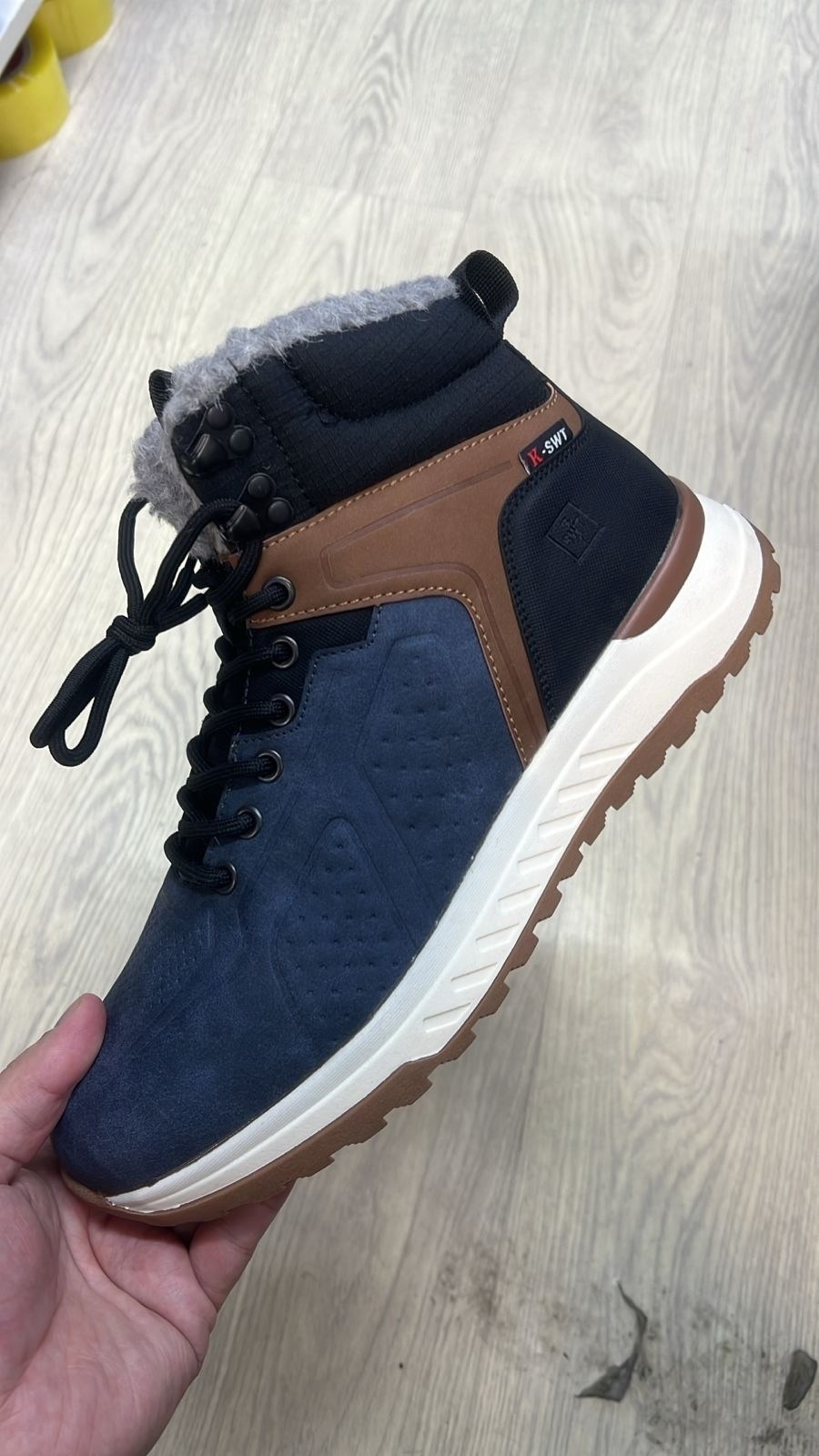 ,ботинки мужские зимние,ботинки мужские,зимние мужские кроссовки,зимняя мужская