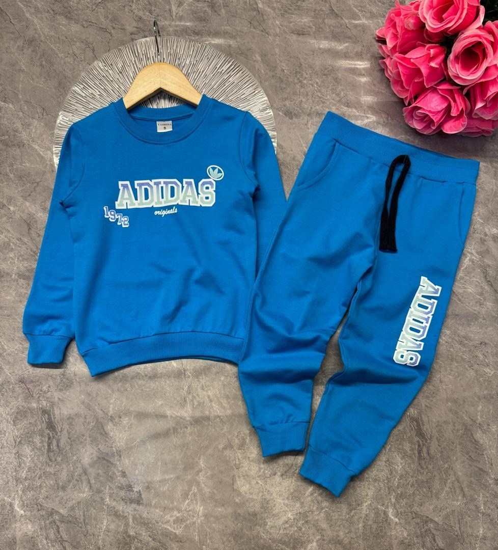 детский спортивный костюм адидас красный a03/116,костюмы спортивные для мальчика,спортивные костюм,костюмы адидас,комплект костюм