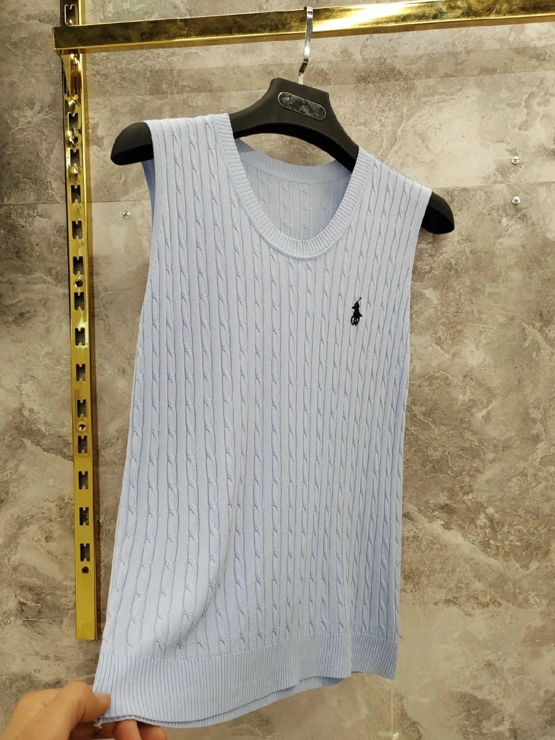 вязаные жилеты,жилетка вязаная,безрукавка жилет,мужской вязаный жилет,жилет