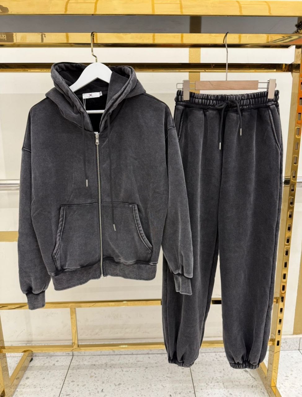 велюровый спортивная костюм,спортивные костюм,костюм велюровый,костюмы спортивные женские,велюровый спортивный костюм женски