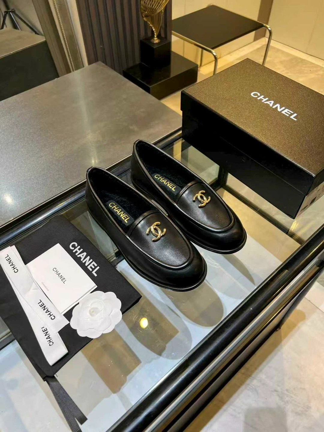 лоферы chanel,лоферы шанель,женские кожаные лоферы,женские лоферы chanel,кожаные лоферы