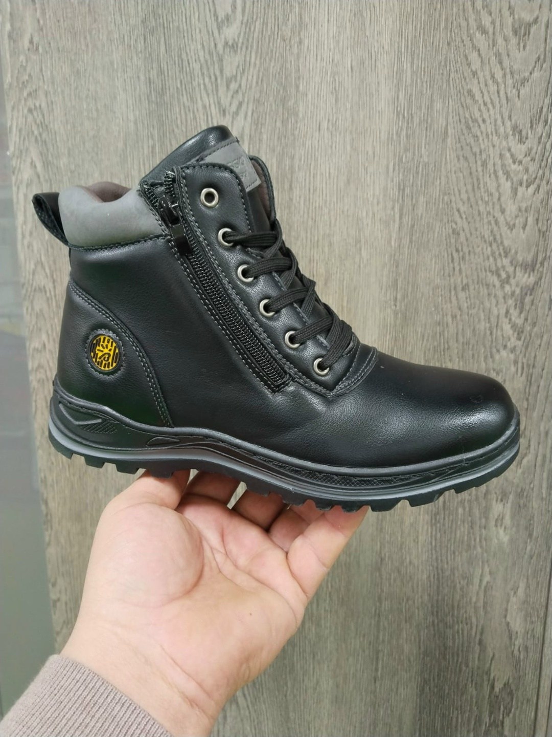 ботинки зимние мужские,ботинки мужские,,ботинки,мужская  зимняя