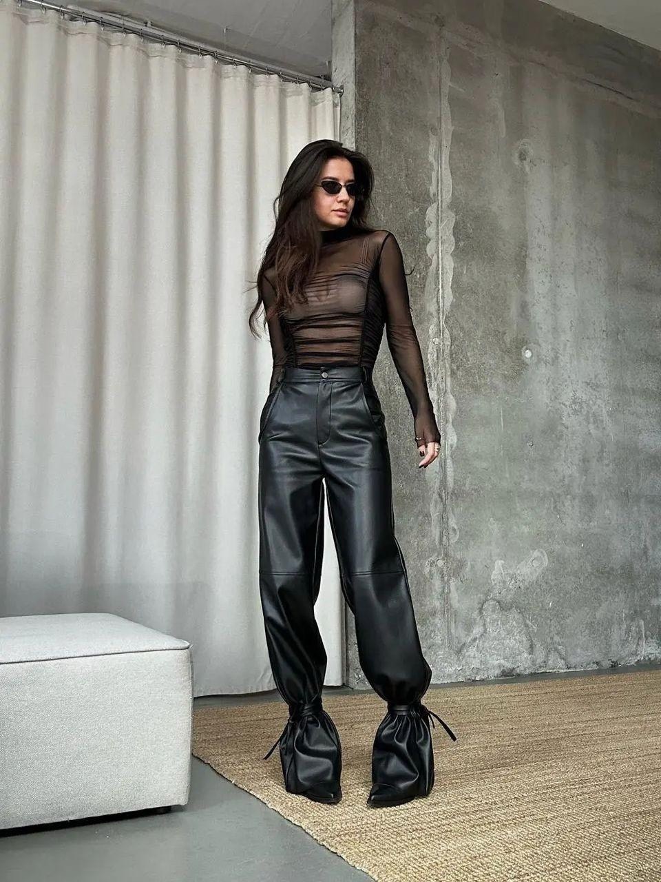 кожаные широкие брюки,кожаные брюки,брюки женские кожаные,модные кожаные брюки,кожаные штаны