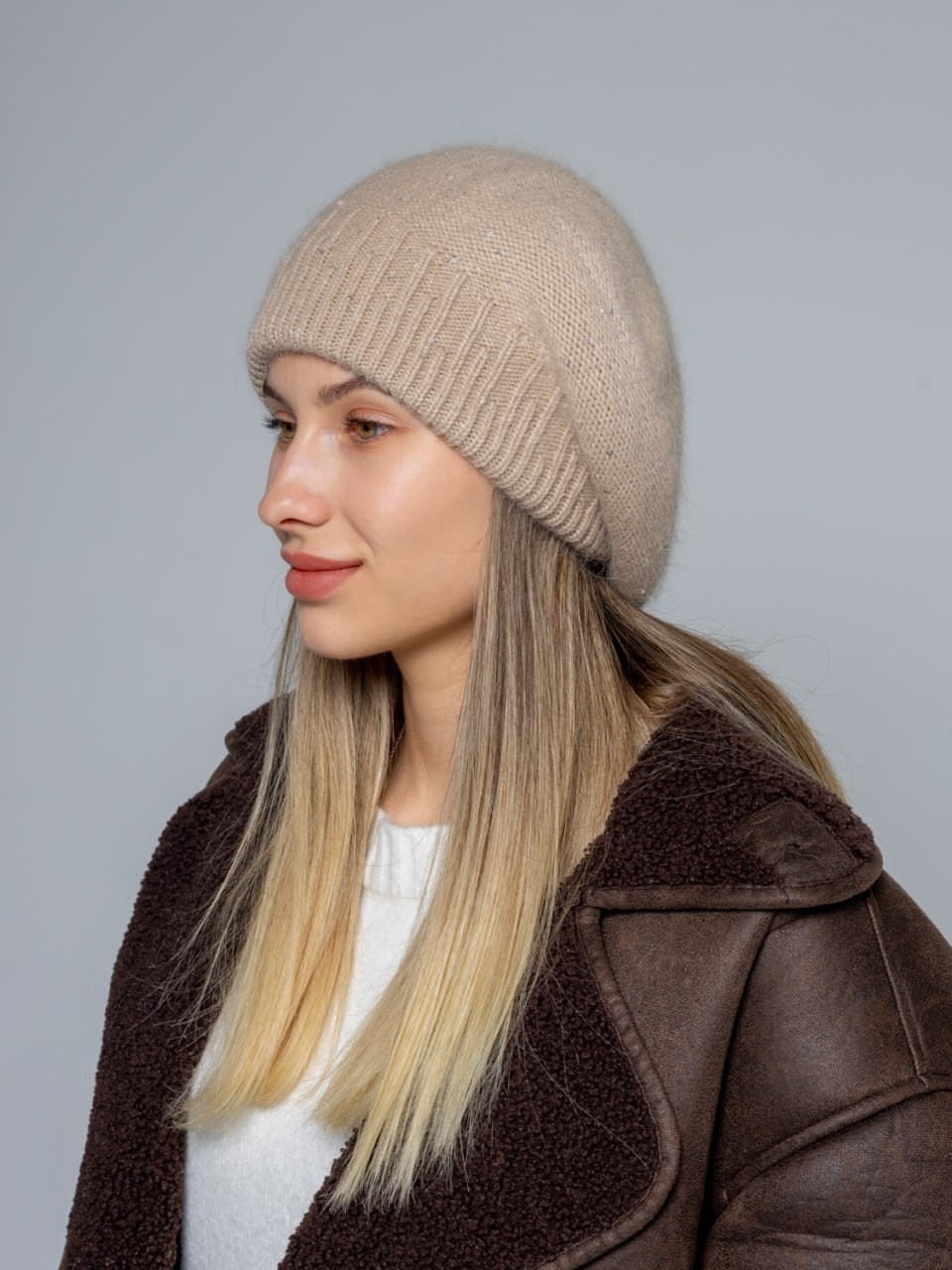 женская шапка,женская вязаная шапка,шапка вязаная,шапка женская из ангоры,чёрные шапки