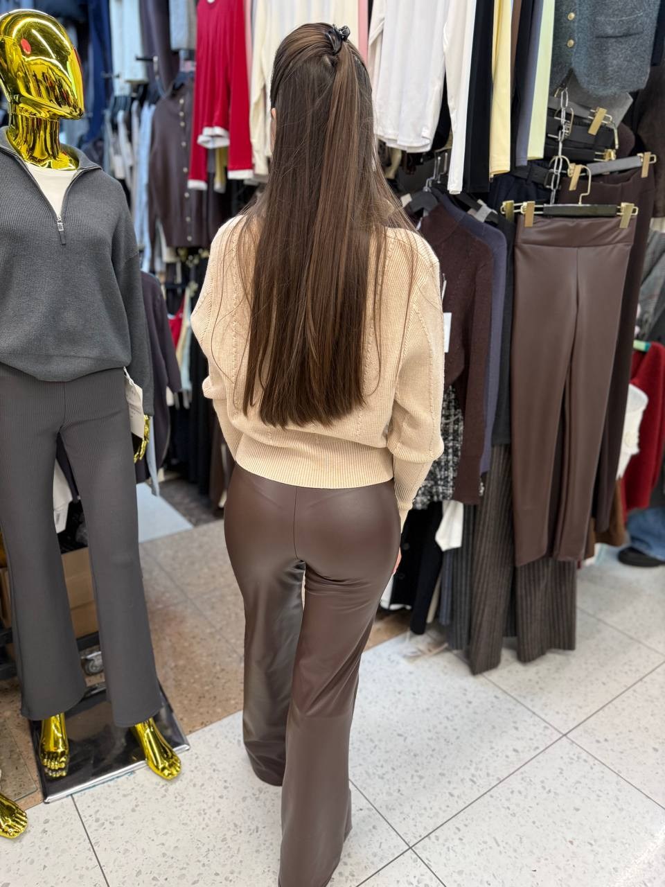 кожаные брюки,коричневые кожаные брюки,брюки из матовой экокожи,кожаные штаны,брюки кожаные палаццо