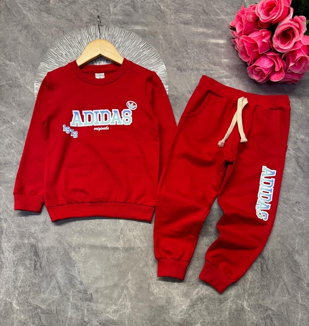 детский спортивный костюм адидас красный a03/116,костюмы спортивные для мальчика,спортивные костюм,костюмы адидас,комплект костюм