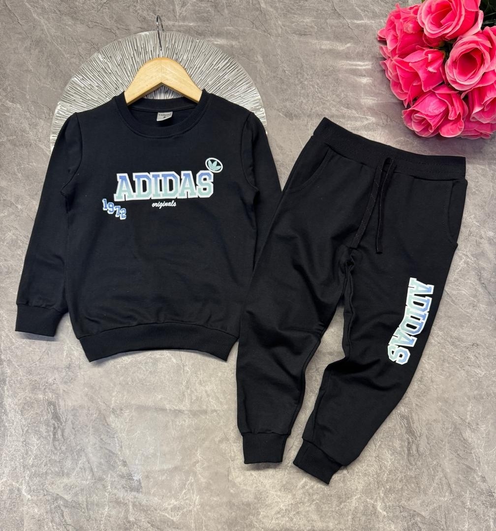 детский спортивный костюм адидас красный a03/116,костюмы спортивные для мальчика,спортивные костюм,костюмы адидас,комплект костюм