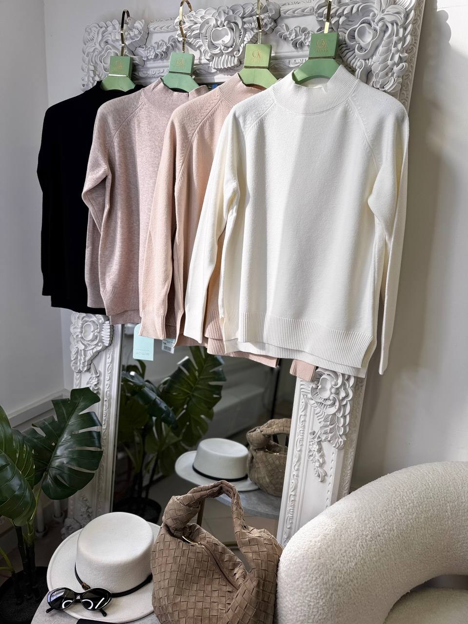 джемпер молочный,бежевый джемпер,джемпер базовый,джемпер,стильный джемпер
