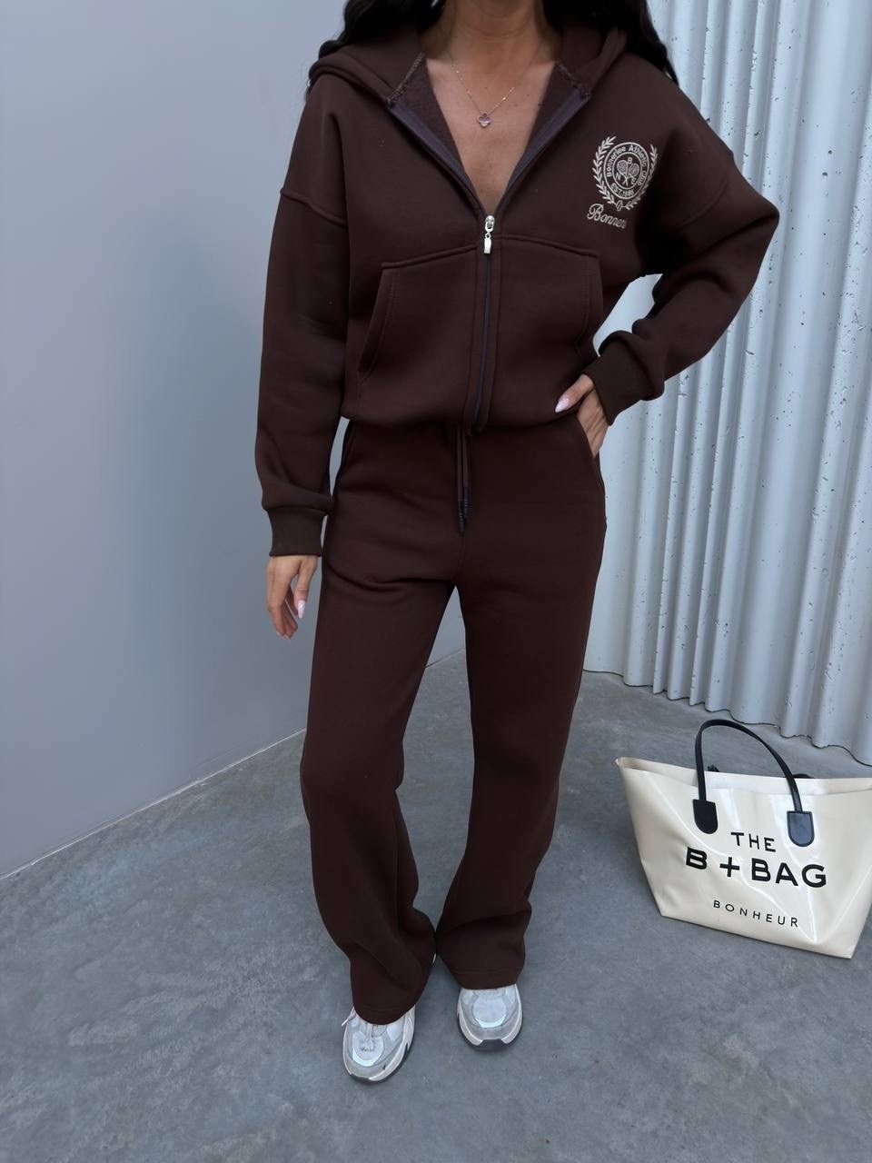 костюмы женские спортивные,спортивные костюм,костюмы брючный,женские костюмы,красный костюм