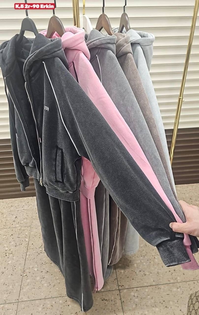 велюровый спортивная костюм,велюровый спортивный костюм женски,костюм велюровый,спортивные костюм,костюмчик