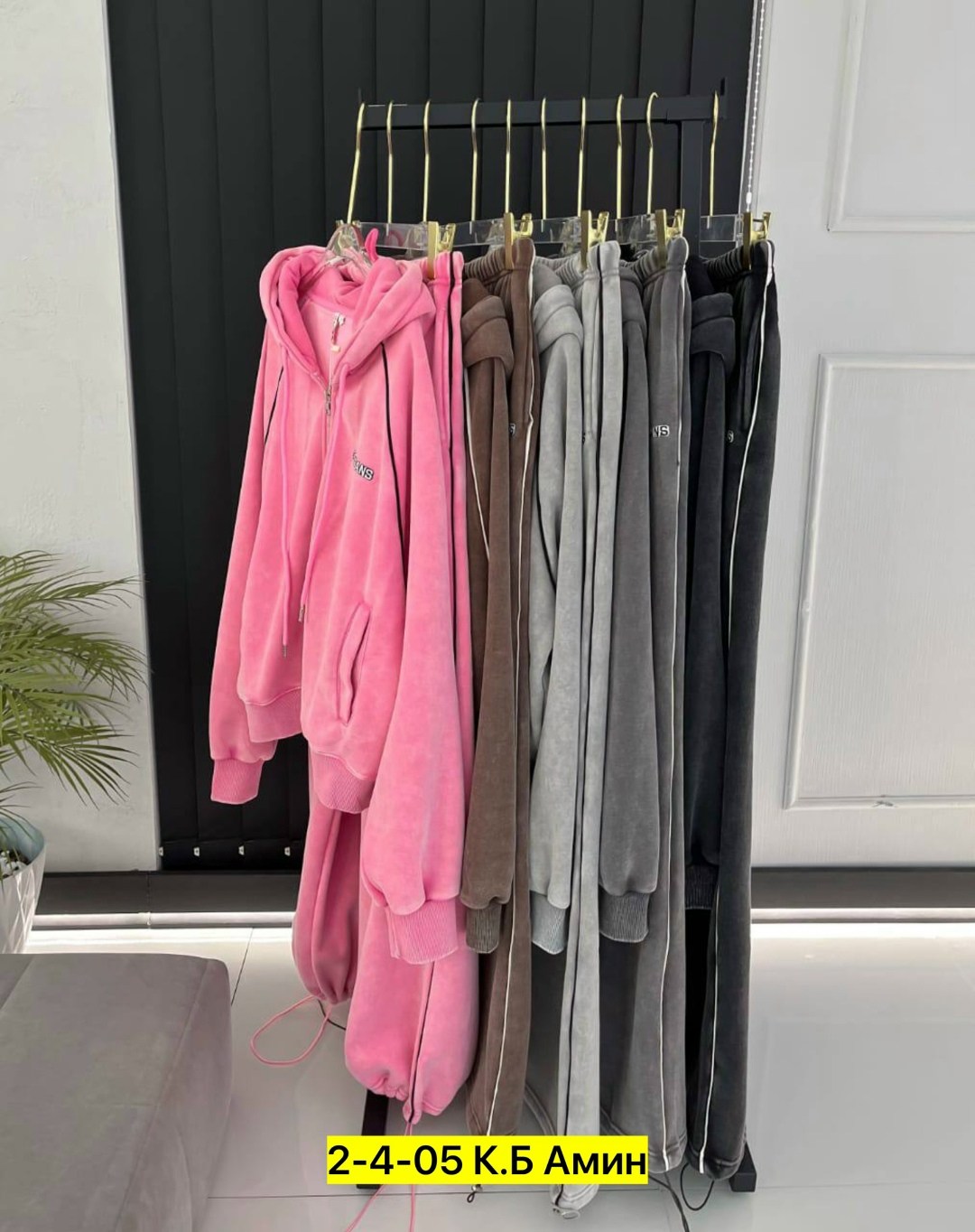 костюм на флисе,костюмы двойки,велюровые костюмы,женский костюм на флисе,женские костюмы