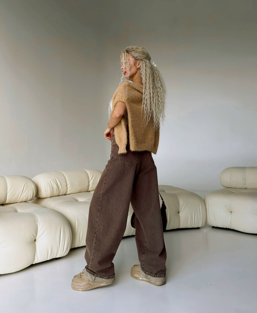 джинсы широкие,джинсы коричневые,женские джинсы,брюки джинсы,женские широкие джинсы