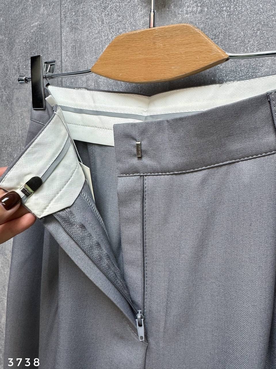 образ с брюками палаццо,широкие брюки,серые брюки палаццо,брюки модные,брюки стиль