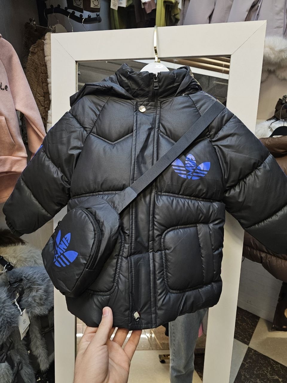 куртка мужская зимняя adidas,куртка зимняя adidas,куртка адидас,зимняя куртка adidas originals,пуховик adidas