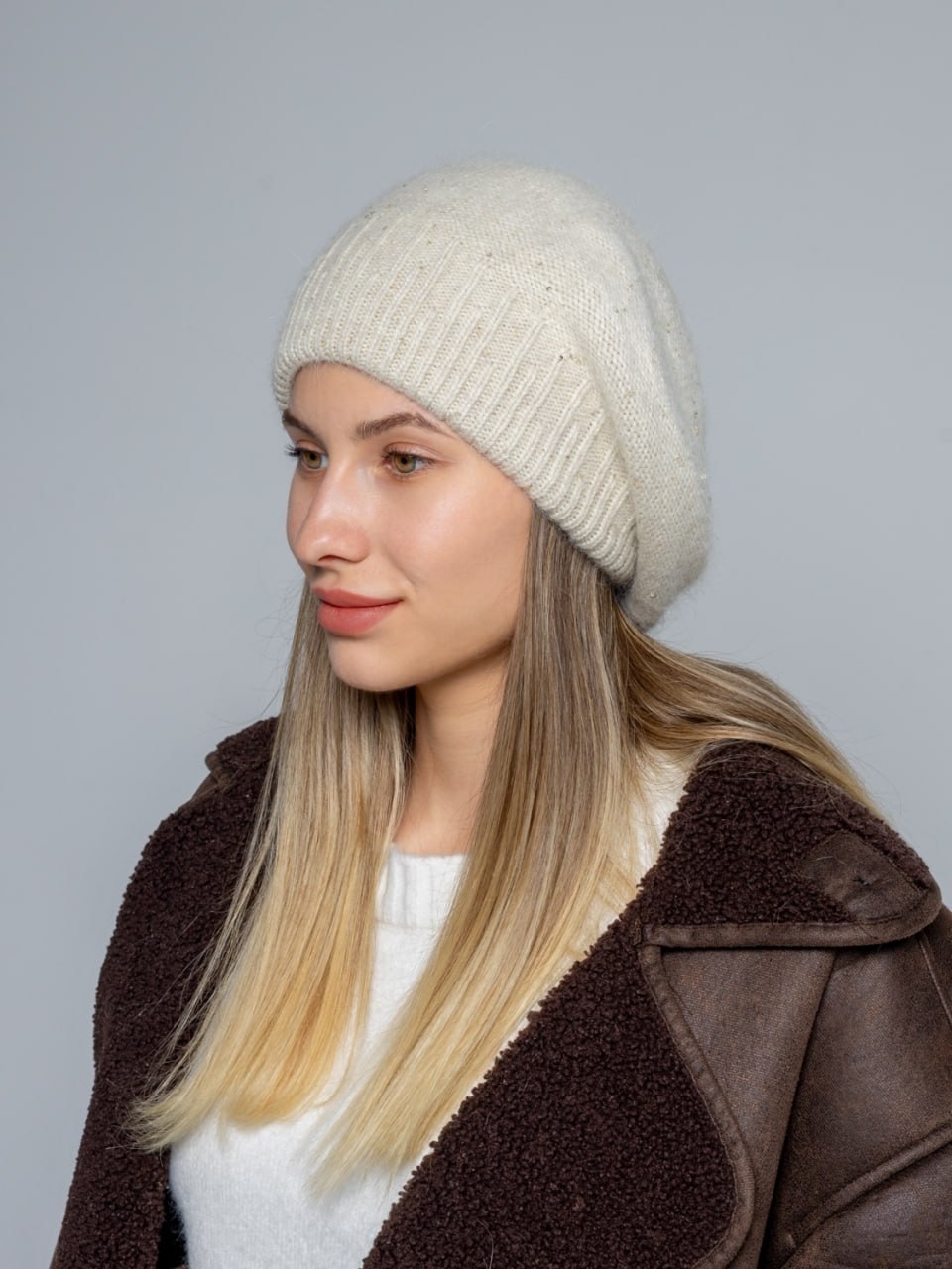 женская шапка,женская вязаная шапка,шапка вязаная,шапка женская из ангоры,чёрные шапки