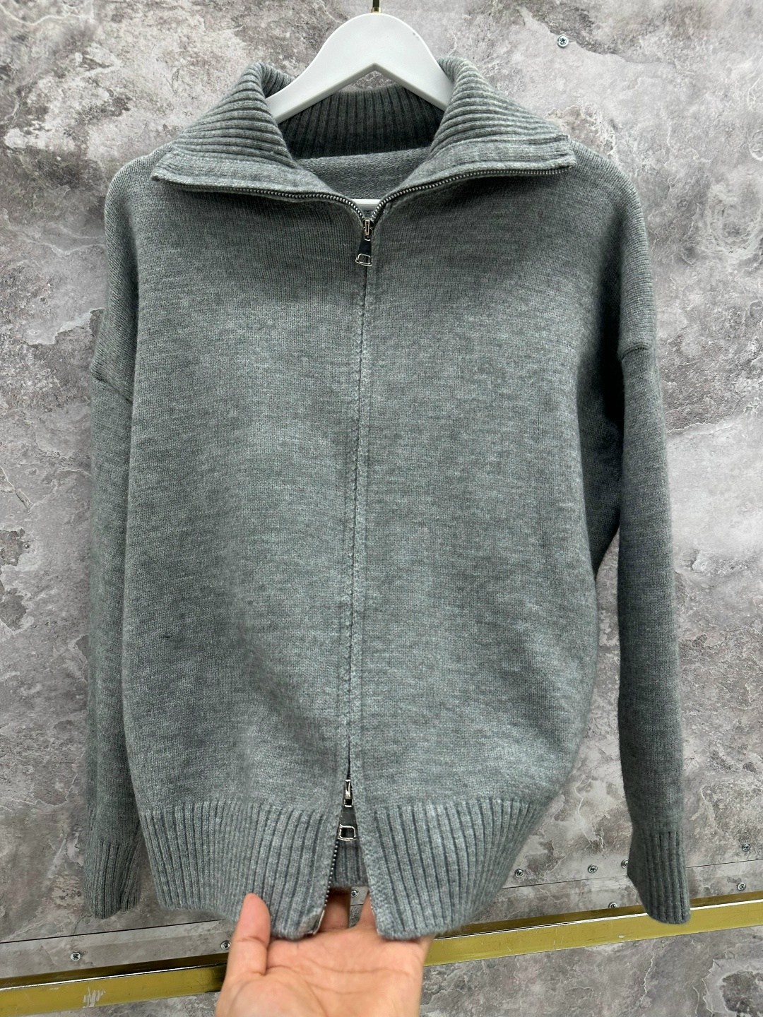 кардиган,кашемировый кардиган,модные свитера,кашемировый кардиган на молнии,вязаные кардиганы