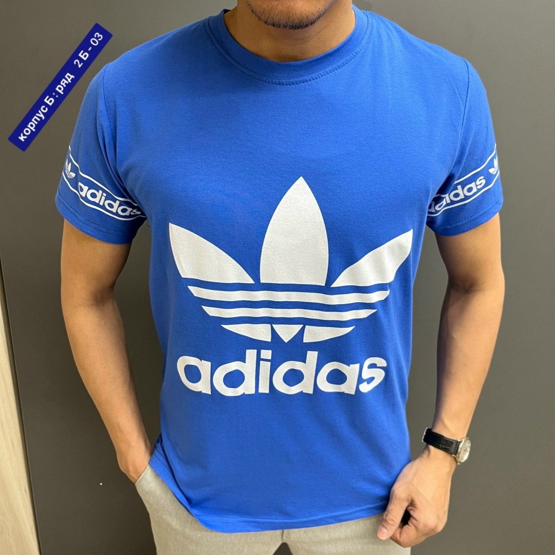 футболка adidas мужская,футболки адидас,футболка adidas красная trefoil,футболки мужские,мужские футболки adidas originals