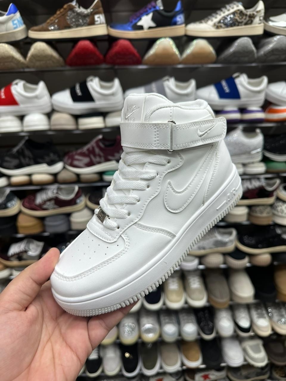 nike air jordan 1,кроссовки nike air jordan 1 mid,air jordan 1 retro high og,кроссовки nike air jordan 1,nike air jordan 1 high