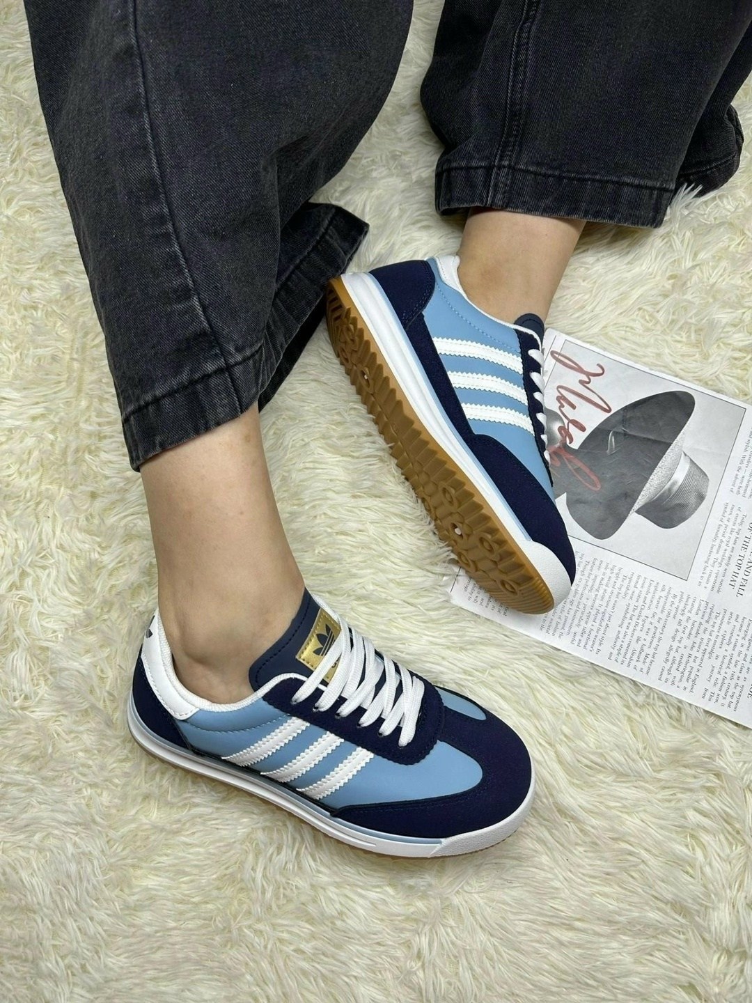 кроссовки adidas,кроссовки женские adidas,,кроссовки мужские женские adidas,кроссовки адидас