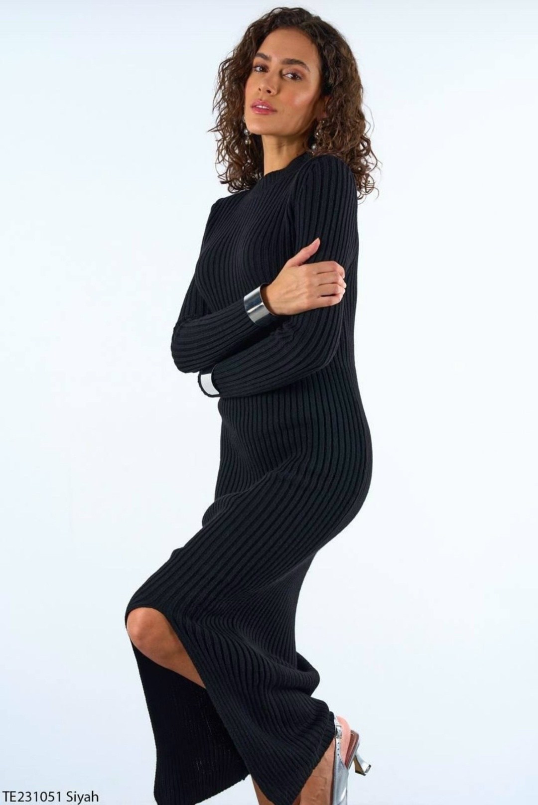 женское черное трикотажное платье миди,трикотажное платье,трикотажное платье с разрезом,женское черное трикотажное платье с,трикотажное платье миди