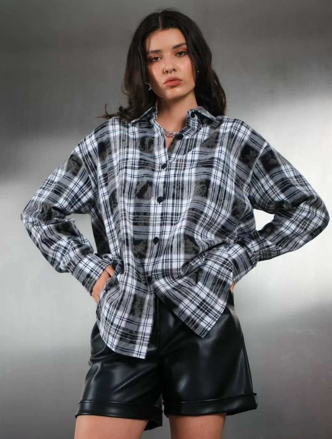 рубашка в клетку женская оверсайз,женская рубашка в клетку,рубашка в клетку,рубашка женская оверсайз в клетку удлиненная,женская рубашка