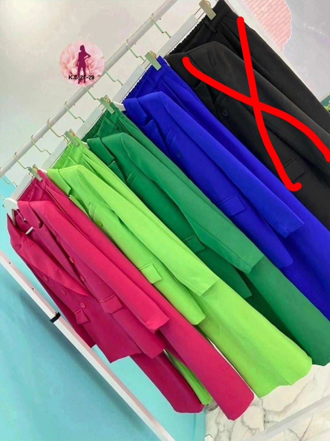 костюмы брючные,костюмы брючные женские,деловой костюм женский,салатовый брючный костюм женский,брючный костюм для офиса