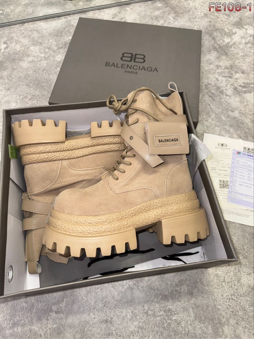 ботинки balenciaga,balenciaga зимние ботинки,баленсиага  2025,balenciaga ,ботинки женские balenciaga весна