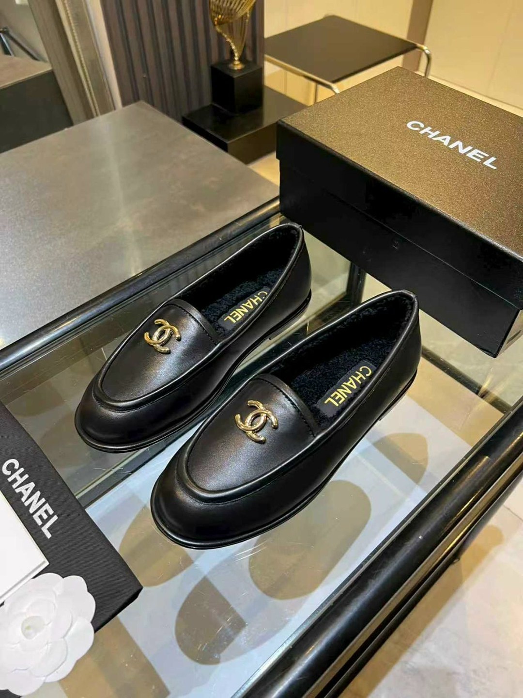 лоферы chanel,лоферы шанель,женские кожаные лоферы,женские лоферы chanel,кожаные лоферы