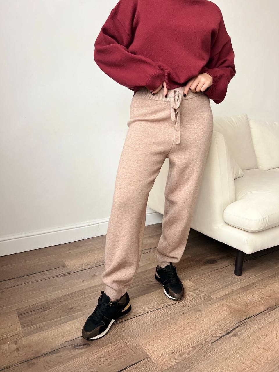 свитер женский,бежевый джемпер,свитер бежевый,трикотажные костюмы,костюм с кофтой