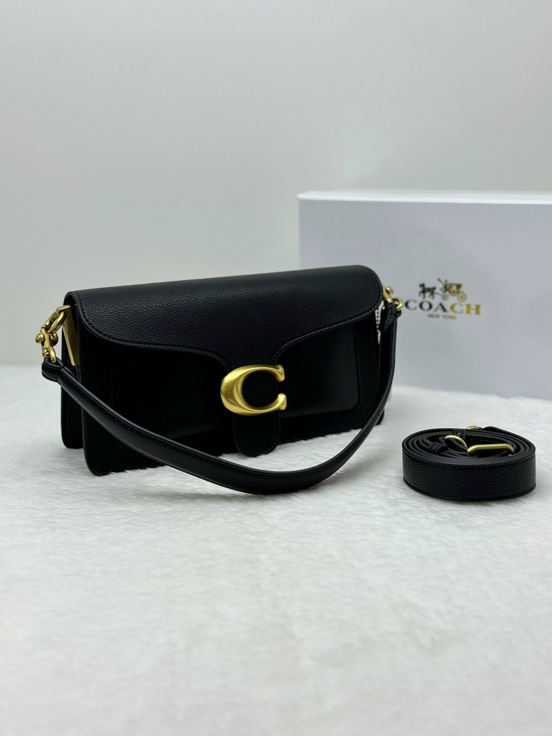 coach женская сумка,сумка coach через плечо,сумочки,сумка,coach сумка на плечо