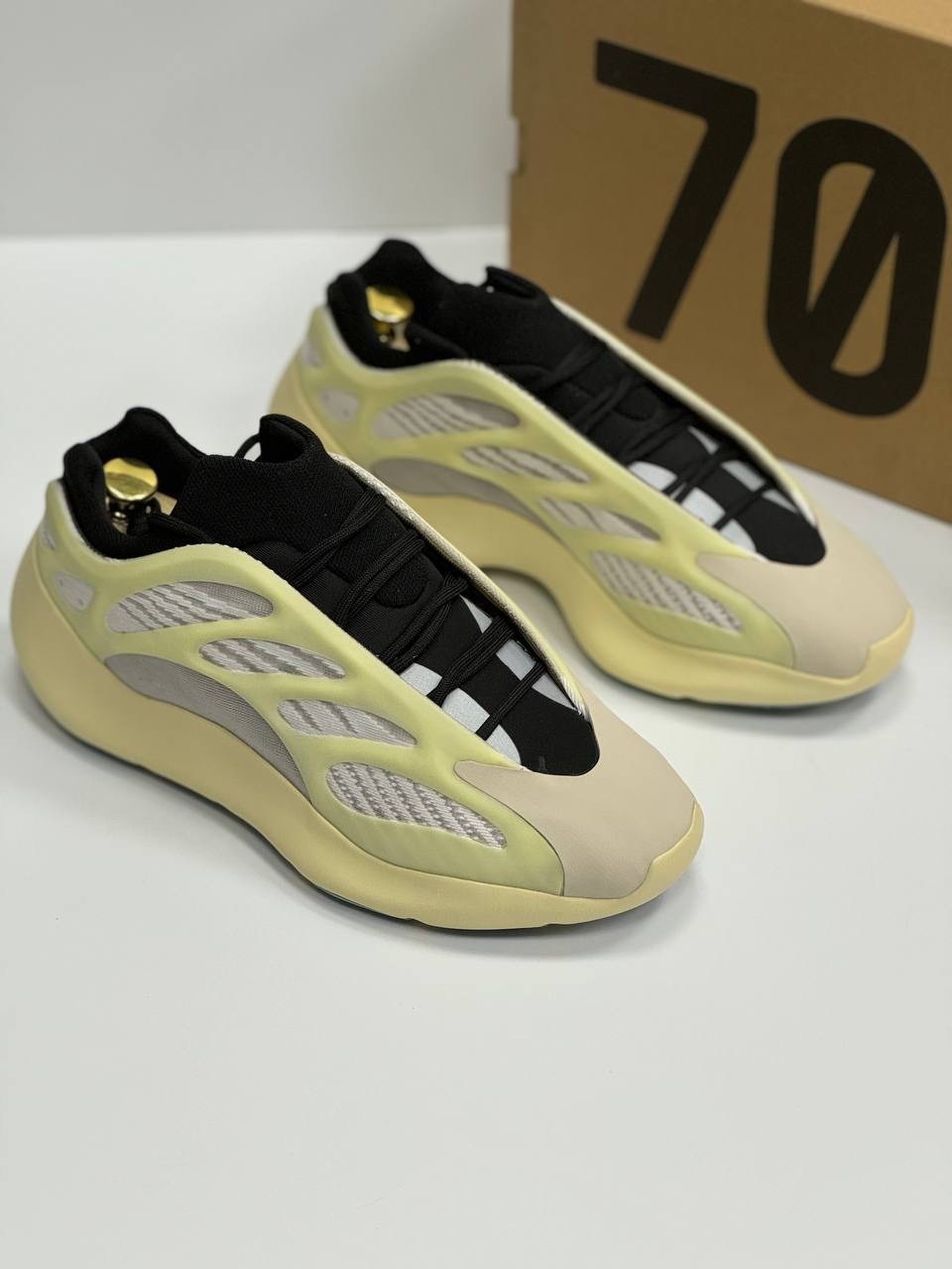 кроссовки adidas yeezy boost 700,adidas yeezy boost 700 v 3,adidas yeezy boost 700,кроссовки adidas yeezy 700,adidas yeezy 700