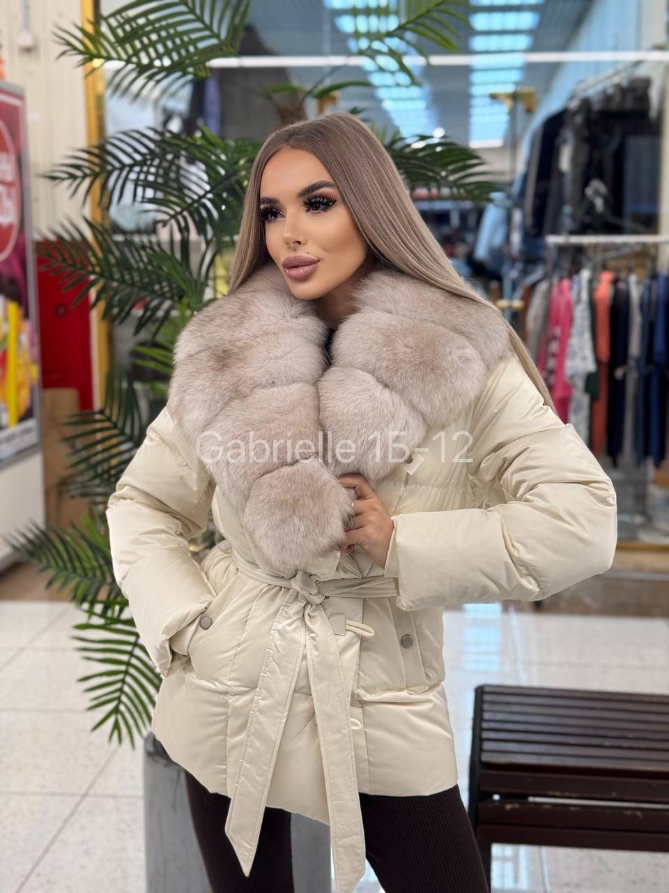 пуховики с мехом,модные пуховики,пуховики с натуральным мехом,пуховик бежевый,пуховик женский