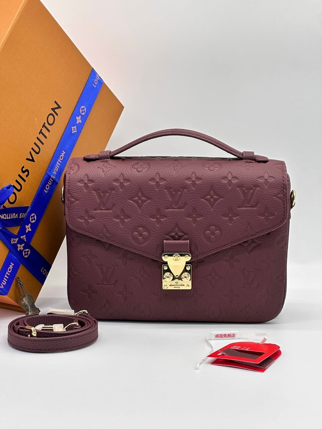 сумка louis vuitton pochette metis,сумка женская louis vuitton,луи виттон сумка,луи виттон сумка женская красная,сумка луи виттон метис