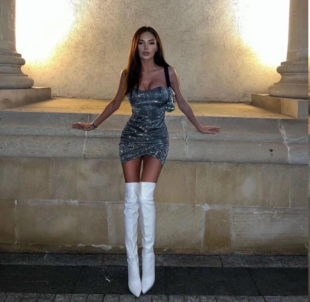 девушка,платья роскошные,вечернее платье мини,сексуальное мини платье,мини платье