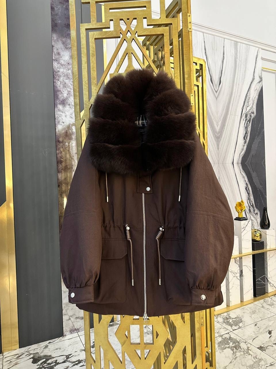 парка с мехом,пуховики с мехом,парка с меховым,женская парка,пуховики женские