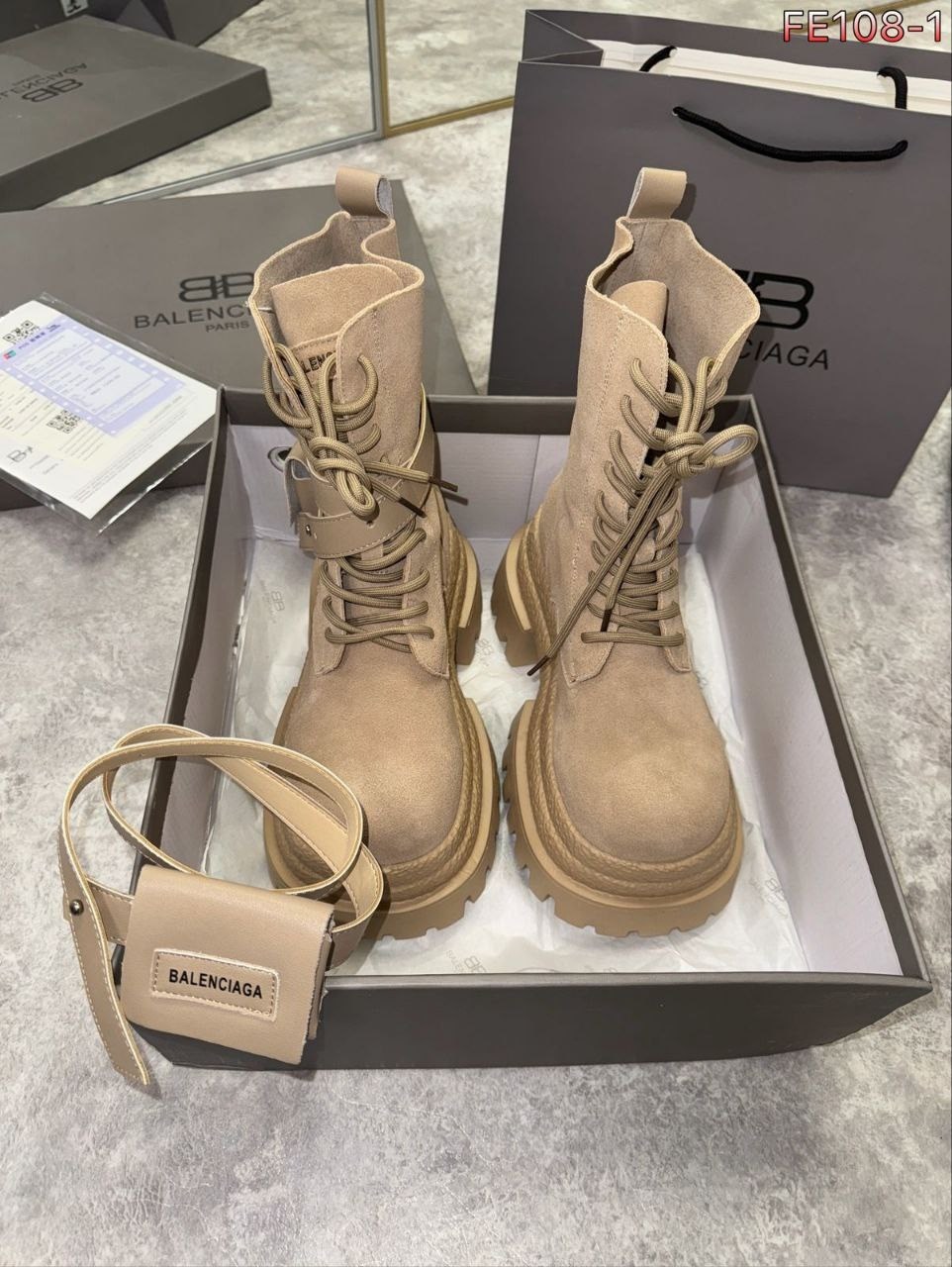 ботинки balenciaga,balenciaga зимние ботинки,баленсиага  2025,balenciaga ,ботинки женские balenciaga весна