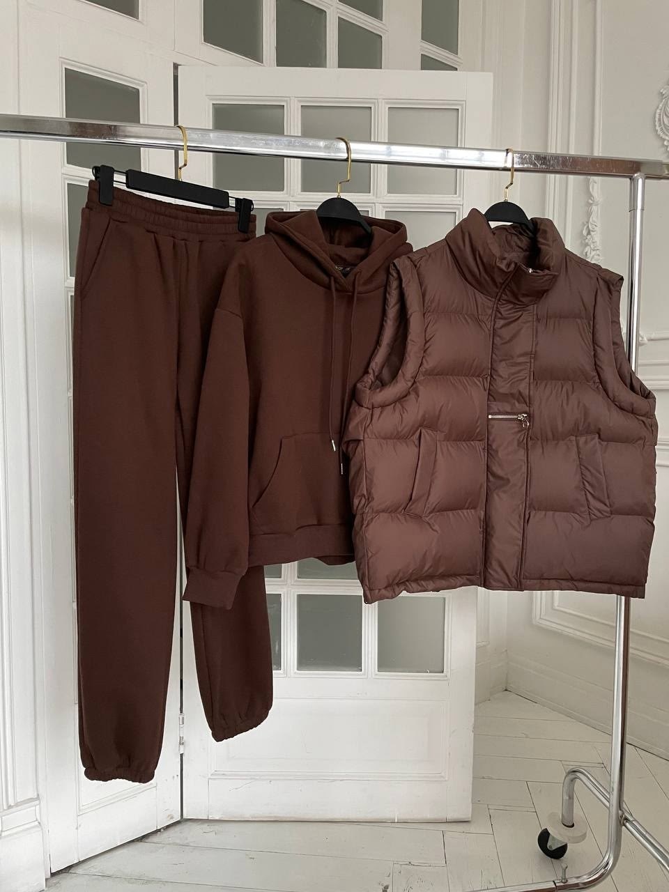 костюм тройка женский,костюм бежевый,теплый костюм женский,костюм женский на флисе,костюм тройка бежевый