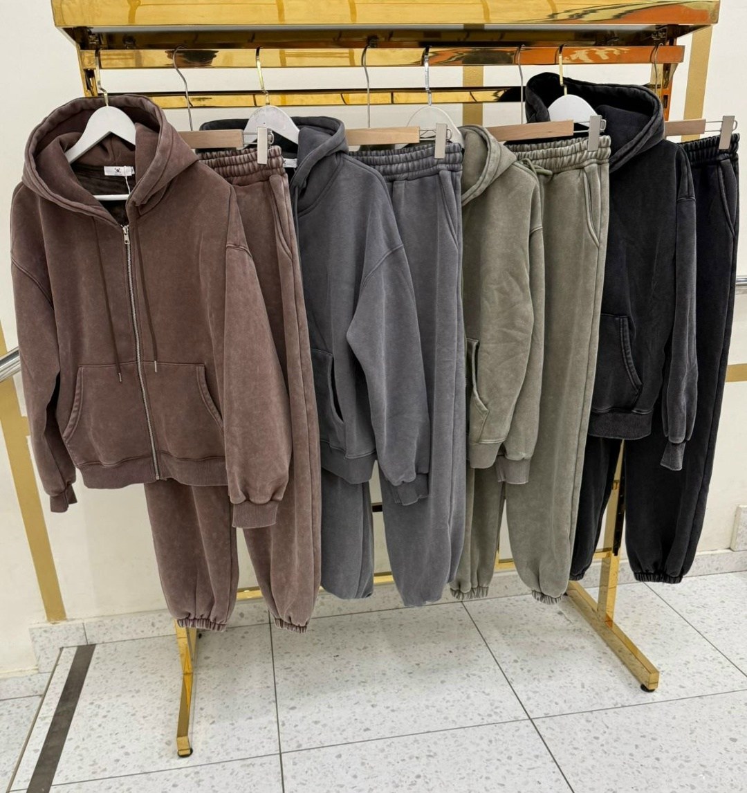 велюровый спортивная костюм,спортивные костюм,костюм велюровый,костюмы спортивные женские,велюровый спортивный костюм женски