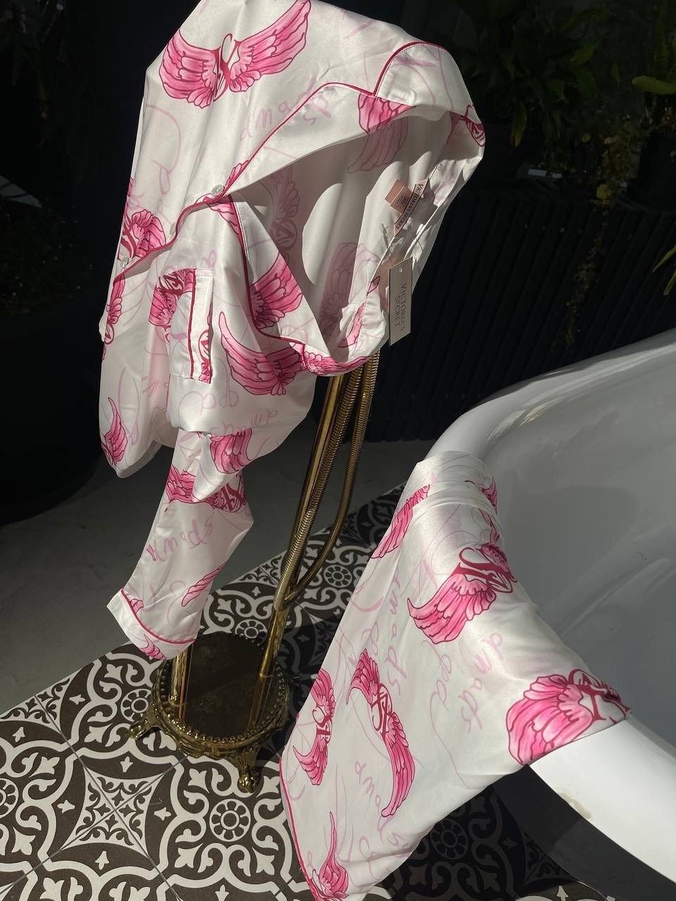 шелковый костюм в пижамном стиле,костюм в пижамном стиле,пижама костюм,пижамы для женщин,пижамы женски